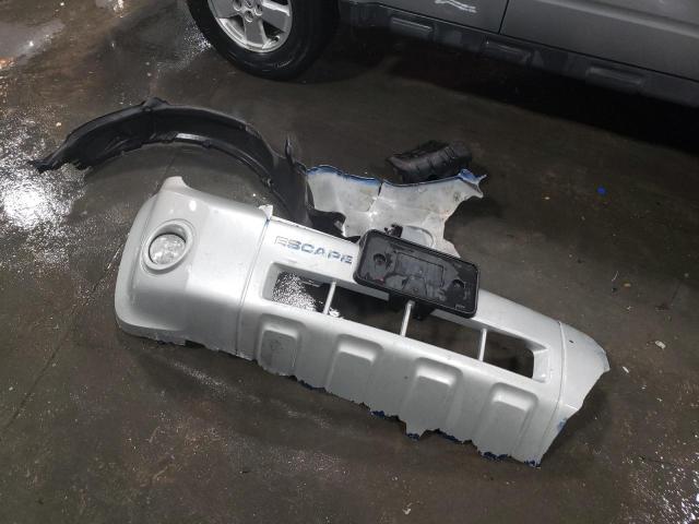 Photo 13 from auction – 2009 FORD ESCAPE XLT with VIN 1FMCU03779KA36145