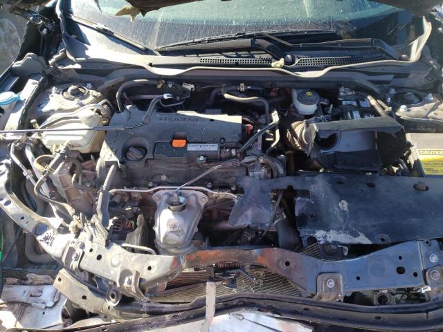 Photo 11 from auction – 2017 HONDA CIVIC LX with VIN 19XFC2F55HE053019