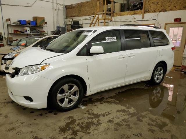 Photo 1 from auction – 2014 TOYOTA SIENNA LE with VIN 5TDKK3DCXES516444