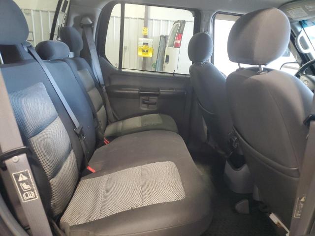 Photo 10 from auction – 2004 FORD EXPLORER S with VIN 1FMZU67K44UB10467