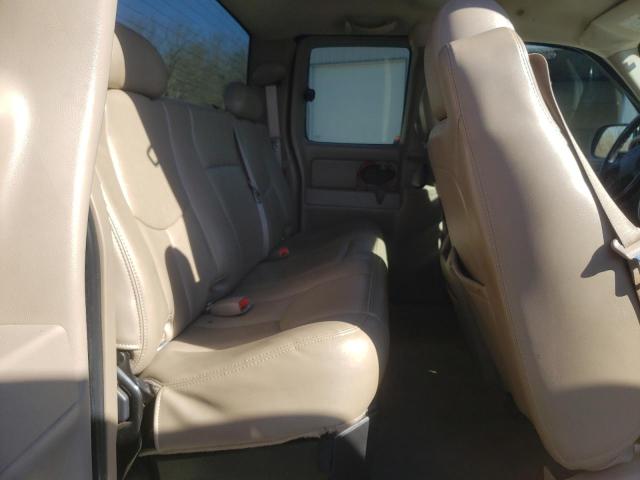 Photo 10 from auction – 2006 CHEVROLET SILVERADO with VIN 1GCEC19T56Z175669