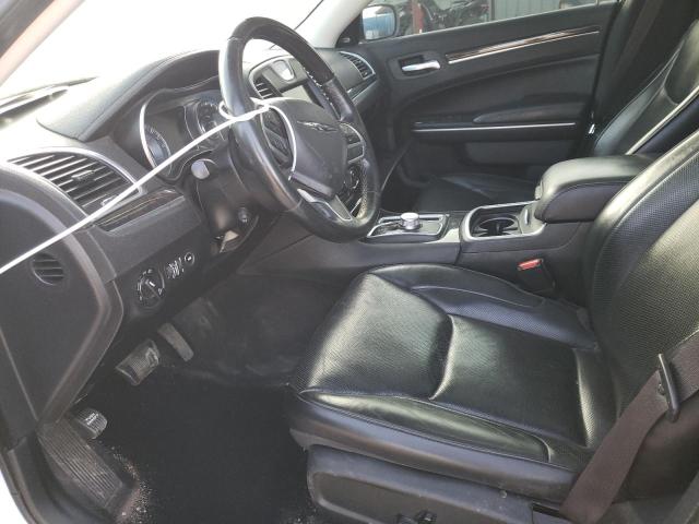Photo 7 from auction – 2019 CHRYSLER 300 LIMITE with VIN 2C3CCAKG1KH634473