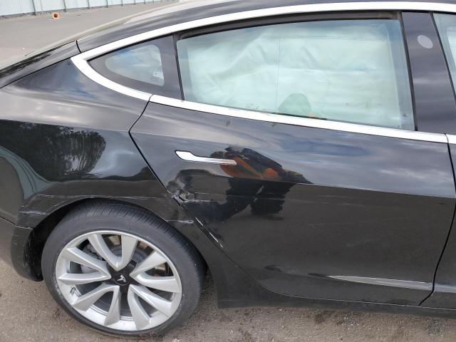Photo 10 from auction – 2018 TESLA MODEL 3 with VIN 5YJ3E1EA8JF177839