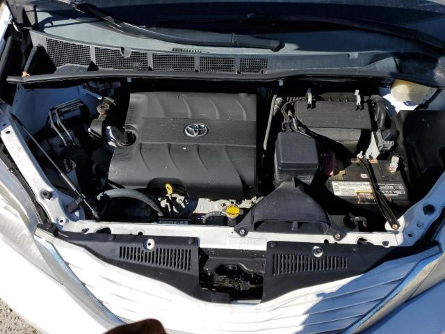 Photo 12 from auction – 2015 TOYOTA SIENNA LE with VIN 5TDKK3DC8FS684147