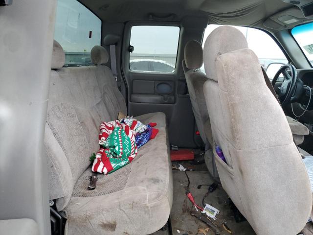 Photo 10 from auction – 2000 CHEVROLET SILVERADO with VIN 2GCEC19T3Y1372111