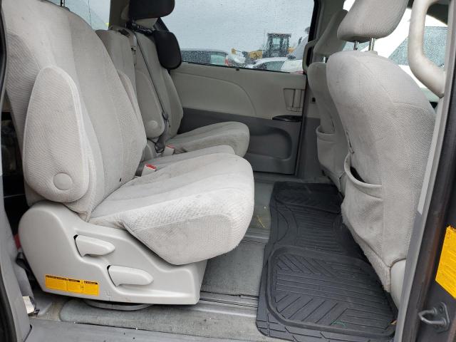 Photo 11 from auction – 2011 TOYOTA SIENNA LE with VIN 5TDKK3DCXBS153090