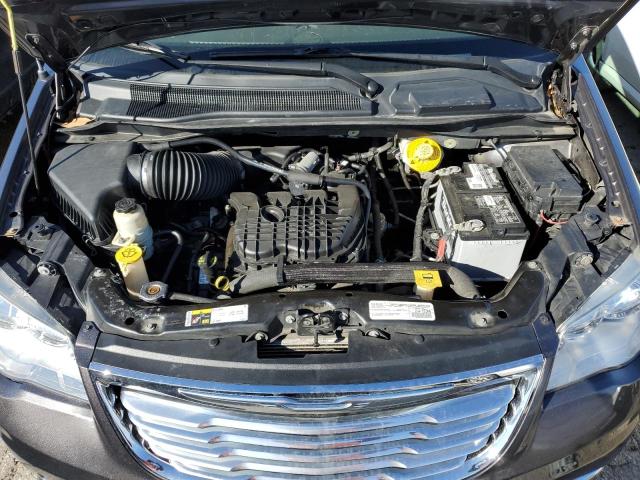 Photo 12 from auction – 2015 CHRYSLER TOWN & COU with VIN 2C4RC1BG3FR675791