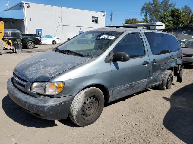 2000 Toyota Sienna