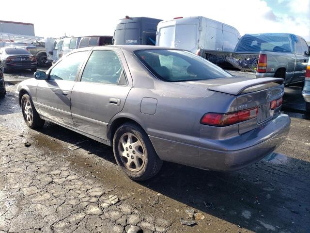 Photo 2 from auction – 1998 TOYOTA CAMRY LE with VIN JT2BF28K9W0114329