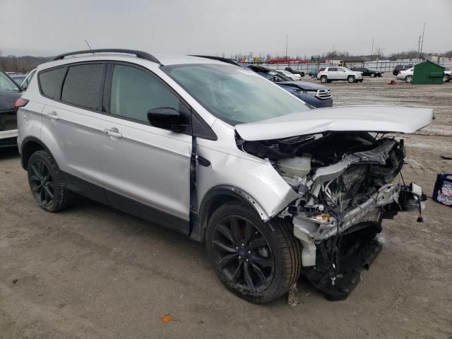 Photo 4 from auction – 2019 FORD ESCAPE SE with VIN 1FMCU0GD9KUC09934