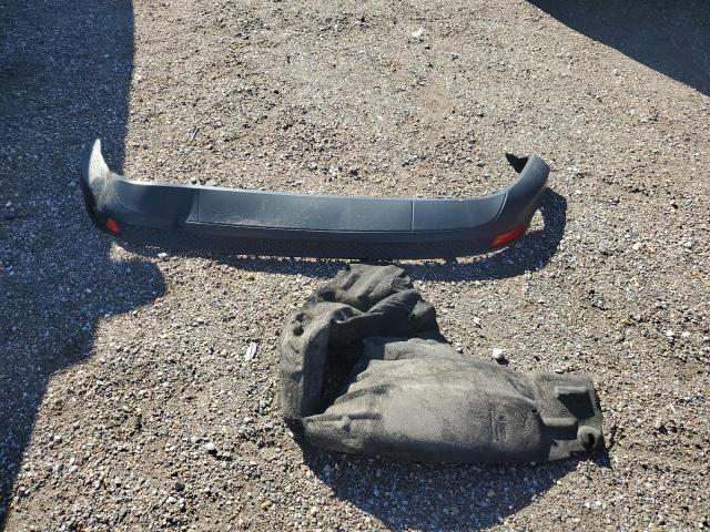 Photo 12 from auction – 2013 FORD FOCUS SE with VIN 1FADP3K23DL153866