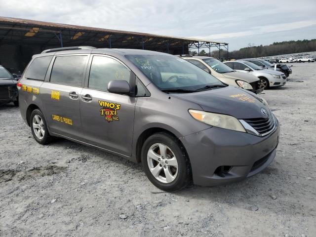 Photo 4 from auction – 2012 TOYOTA SIENNA BAS with VIN 5TDKA3DC8CS011499