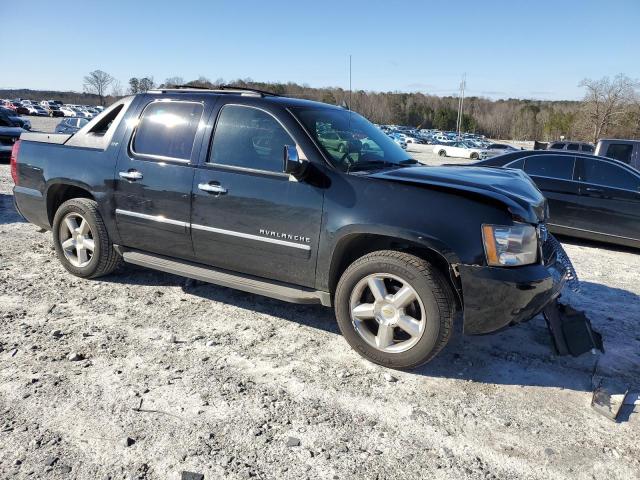 Photo 4 from auction – 2011 CHEVROLET AVALANCHE with VIN 3GNMCGE01BG345781