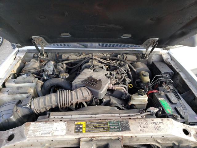 Photo 11 from auction – 2003 FORD EXPLORER S with VIN 1FMZU77E63UA18405