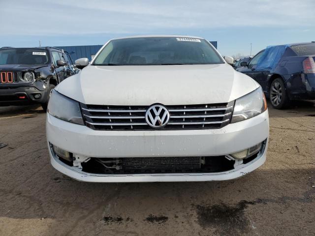 Photo 5 from auction – 2015 VOLKSWAGEN PASSAT SEL with VIN 1VWCV7A35FC039817