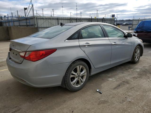 Photo 3 from auction – 2012 HYUNDAI SONATA SE with VIN 5NPEC4AC8CH423297