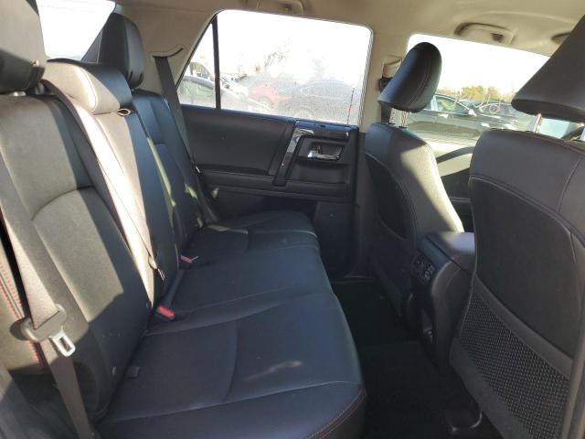 Photo 11 from auction – 2020 TOYOTA 4RUNNER SR with VIN JTEBU5JR8L5753785