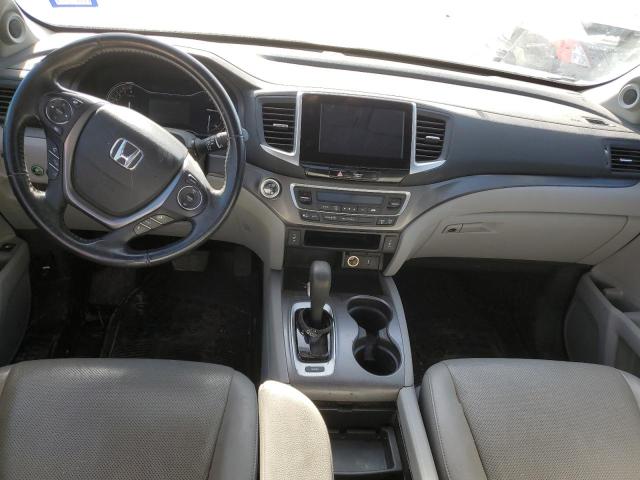 Photo 8 from auction – 2017 HONDA RIDGELINE with VIN 5FPYK2F69HB002516