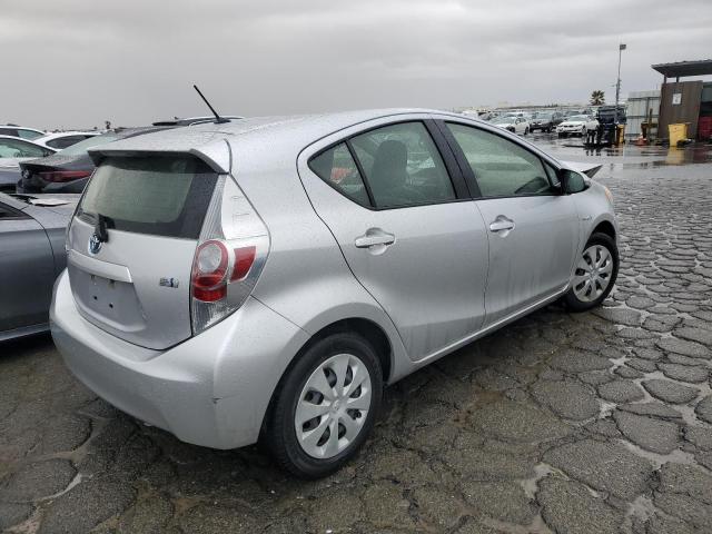 Photo 3 from auction – 2012 TOYOTA PRIUS C with VIN JTDKDTB33C1505468