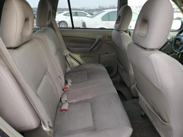 Photo 11 from auction – 2004 TOYOTA RAV4 with VIN JTEGD20V940022879