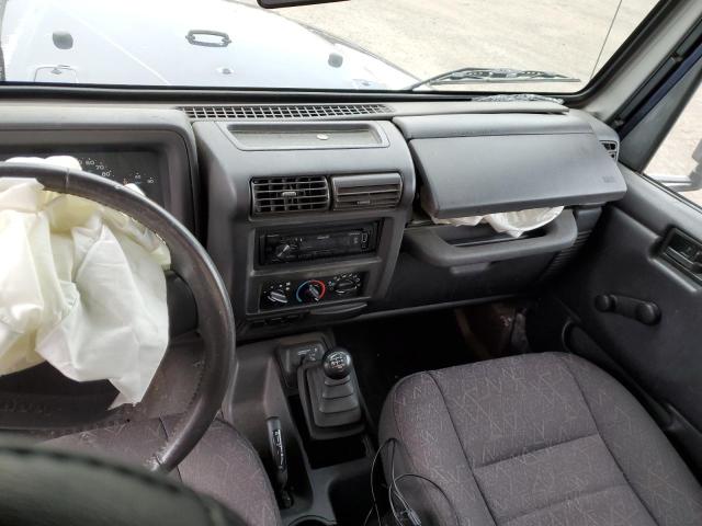 Фото 8 с аукциона – 2001 JEEP WRANGLER / с VIN 1J4FA29P81P370392