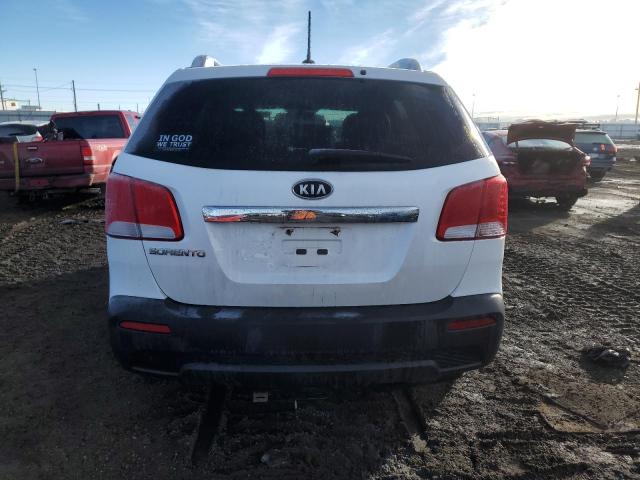 Photo 6 from auction – 2013 KIA SORENTO LX with VIN 5XYKTDA24DG369595