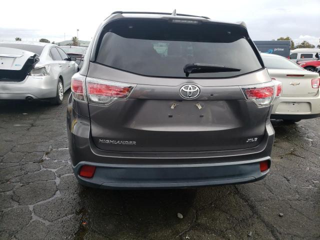Photo 6 from auction – 2016 TOYOTA HIGHLANDER with VIN 5TDKKRFH3GS121911