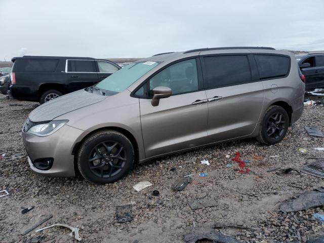CHRYSLER PACIFICA T 2018 with VIN 2C4RC1EG8JR182628 - Photo from auction