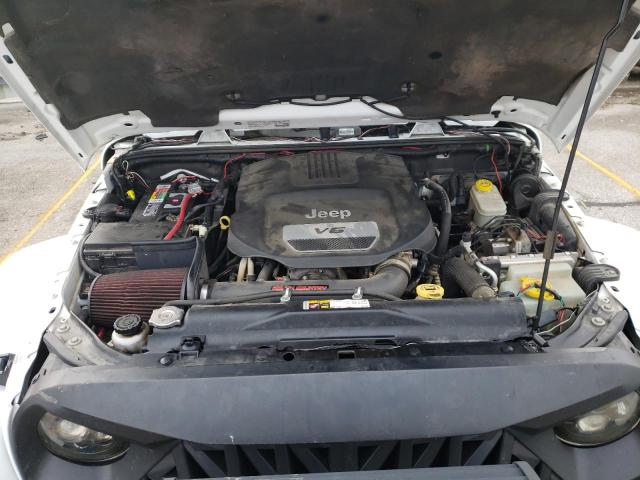 Photo 11 from auction – 2014 JEEP WRANGLER U with VIN 1C4BJWEGXEL109666