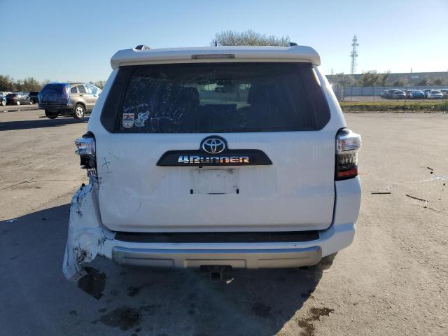 Photo 6 from auction – 2020 TOYOTA 4RUNNER SR with VIN JTEBU5JR8L5753785