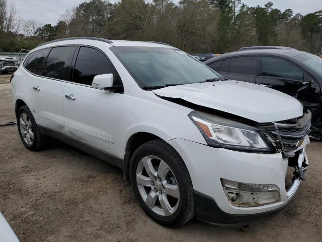 Photo 4 from auction – 2017 CHEVROLET TRAVERSE L with VIN 1GNKRGKD6HJ156922