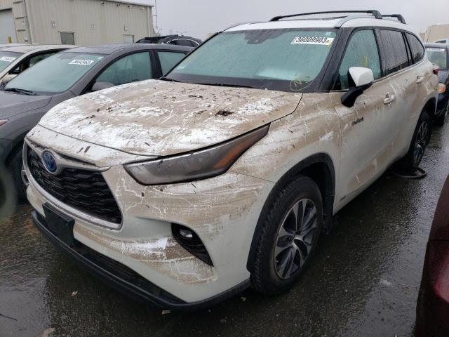 TOYOTA HIGHLANDER 2021 with VIN 5TDHBRCH8MS522817 - Photo from auction