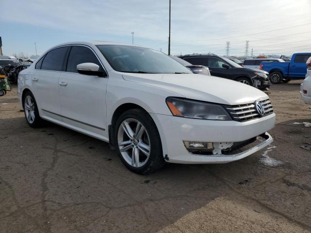 Photo 4 from auction – 2015 VOLKSWAGEN PASSAT SEL with VIN 1VWCV7A35FC039817