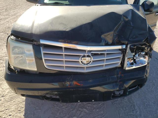 Photo 12 from auction – 2004 CADILLAC ESCALADE L with VIN 1GYEC63TX4R298588