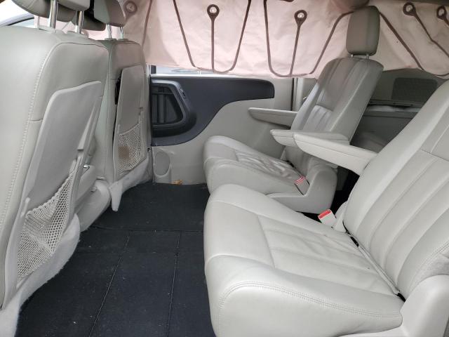 Photo 11 from auction – 2013 CHRYSLER TOWN & COU with VIN 2C4RC1BG2DR547815