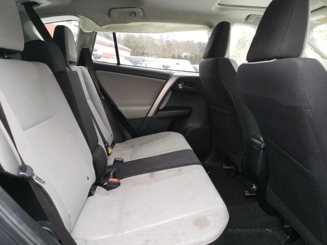 Photo 11 from auction – 2017 TOYOTA RAV4 XLE with VIN JTMRFREV7HJ707424