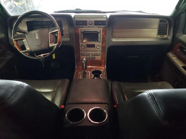 Photo 8 from auction – 2012 LINCOLN NAVIGATOR with VIN 5LMJJ2J57CEL05602