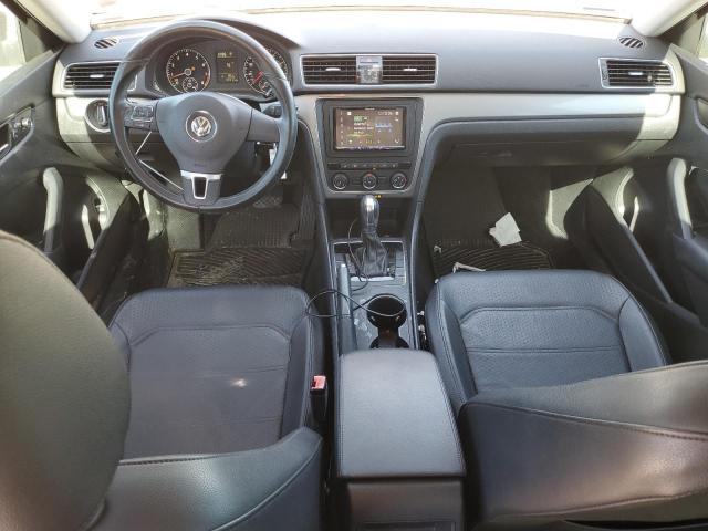 Photo 8 from auction – 2014 VOLKSWAGEN PASSAT S with VIN 1VWAH7A32EC004178