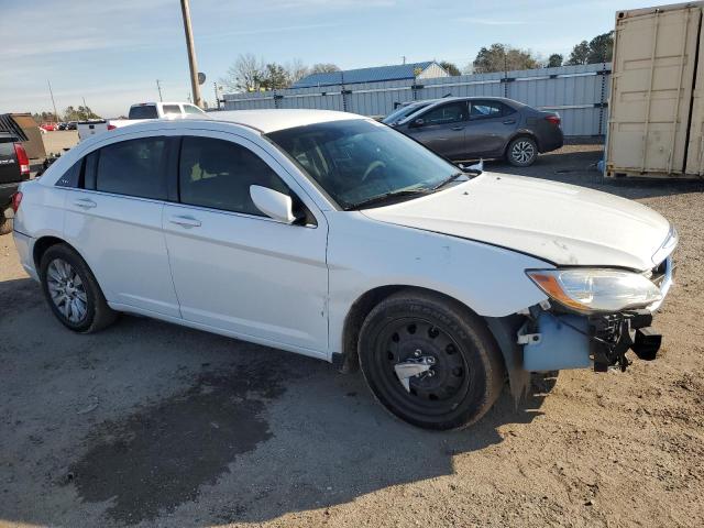 صورة رقم 4 من المزاد - 2014 CHRYSLER 200 LX مع VIN 1C3CCBAB9EN194722