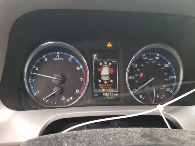 Photo 9 from auction – 2017 TOYOTA RAV4 LIMIT with VIN 2T3DFREV7HW671553