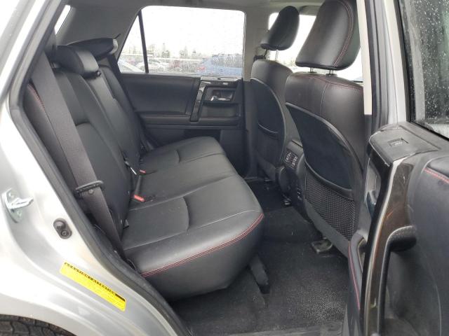 Photo 10 from auction – 2018 TOYOTA 4RUNNER SR with VIN JTEBU5JR3J5530843