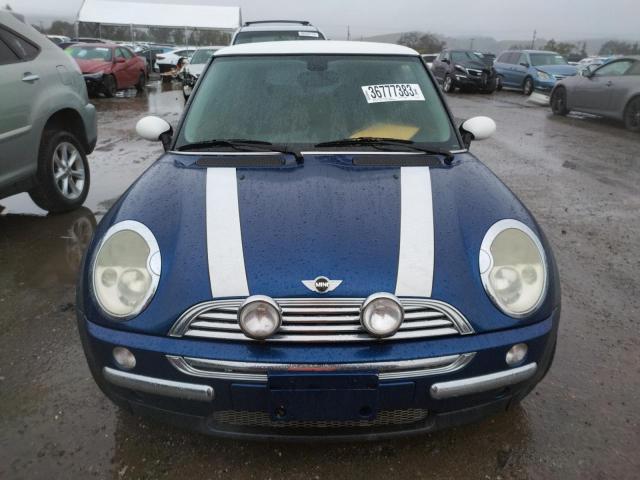 Photo 5 from auction – 2004 MINI COOPER with VIN WMWRC334X4TJ54943