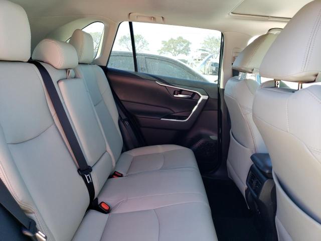 Photo 11 from auction – 2021 TOYOTA RAV4 XLE with VIN 2T3W1RFV5MC090294