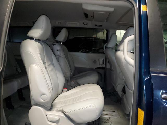 Photo 11 from auction – 2011 TOYOTA SIENNA XLE with VIN 5TDYK3DC8BS114248