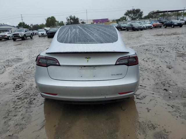 Photo 6 from auction – 2018 TESLA MODEL 3 with VIN 5YJ3E1EB7JF079524