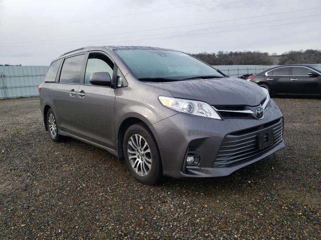 Photo 4 from auction – 2018 TOYOTA SIENNA XLE with VIN 5TDYZ3DC4JS932151