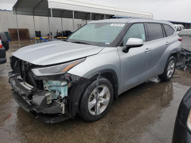 TOYOTA HIGHLANDER 2021 with VIN 5TDZZRAH0MS518781 - Photo from auction