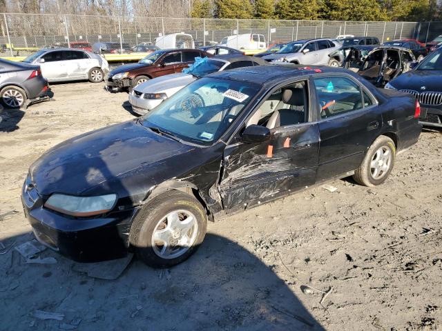 HONDA ACCORD EX 2000 with VIN 1HGCG1656YA077772 - Photo from auction