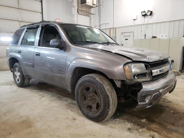 Photo 4 from auction – 2005 CHEVROLET TRAILBLAZE with VIN 1GNDT13S352270550