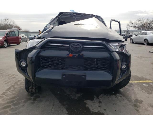 Photo 5 from auction – 2023 TOYOTA 4RUNNER SR with VIN JTEEU5JR1P5280606
